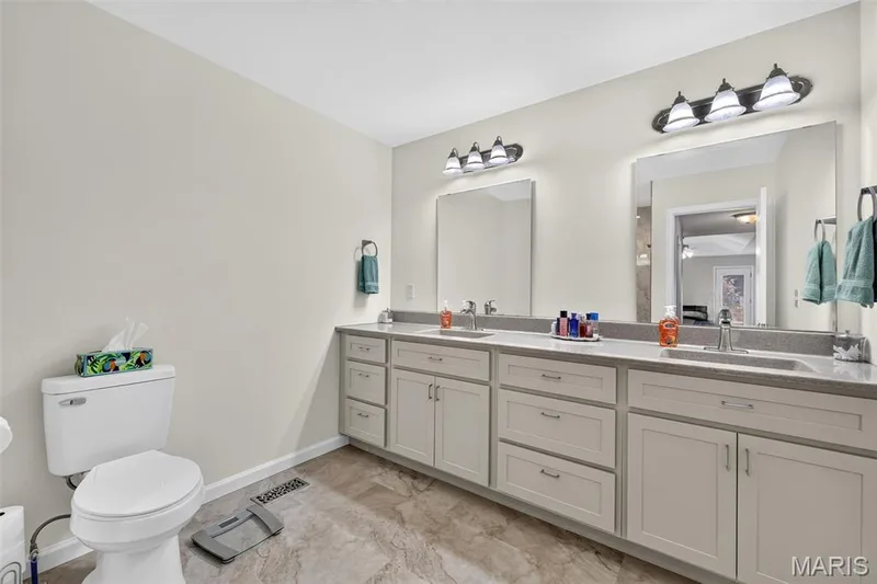 Rehabbed Master Bathroom w/ Onyx countertop — 202 Park Ridge Drive #64a, O'Fallon, MO 63366