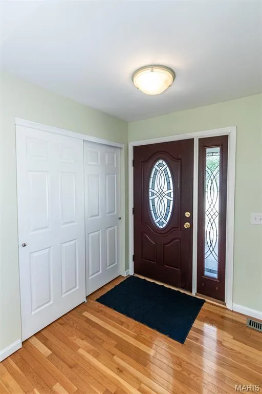 619 Green Tree Meadows Drive, Lake St. Louis, MO 63367 — listing photo 3 of 30