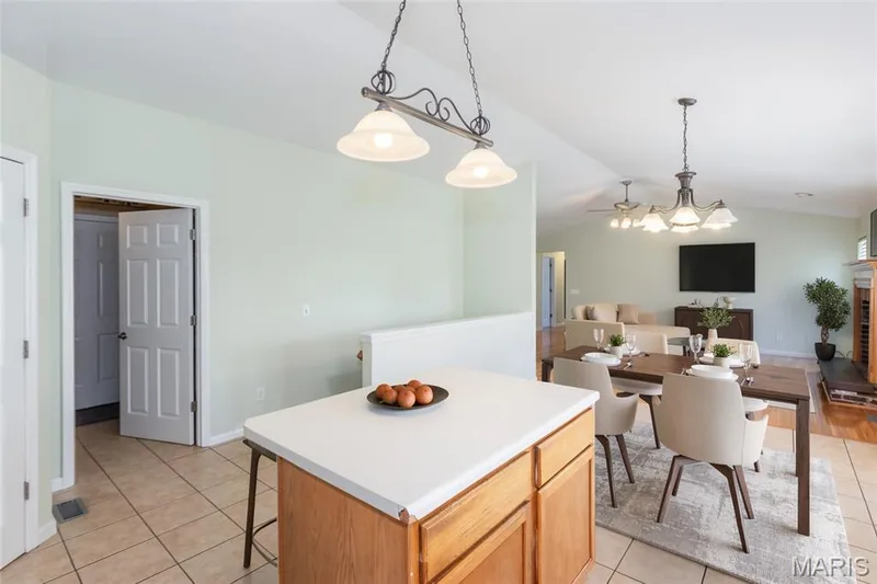 619 Green Tree Meadows Drive, Lake St. Louis, MO 63367 — listing photo 10 of 30
