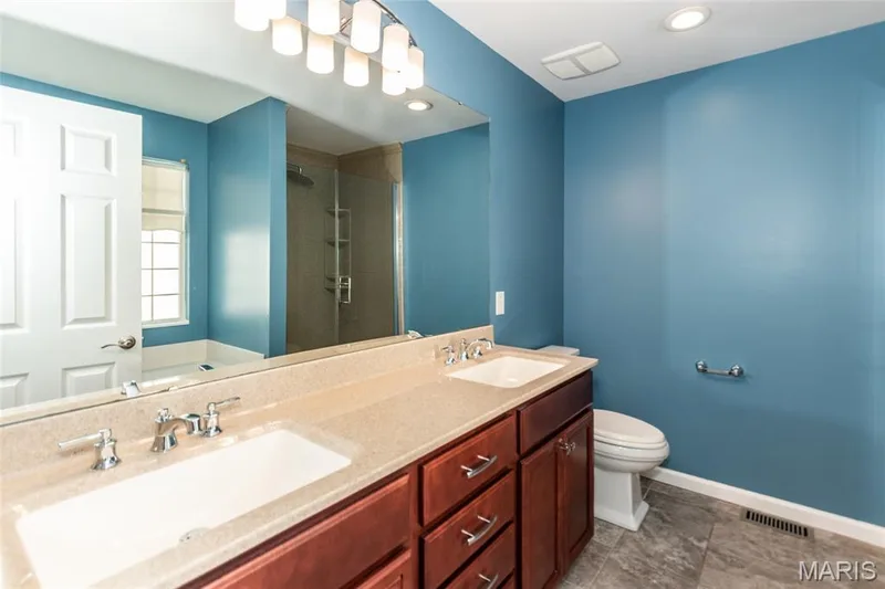 619 Green Tree Meadows Drive, Lake St. Louis, MO 63367 — listing photo 14 of 30
