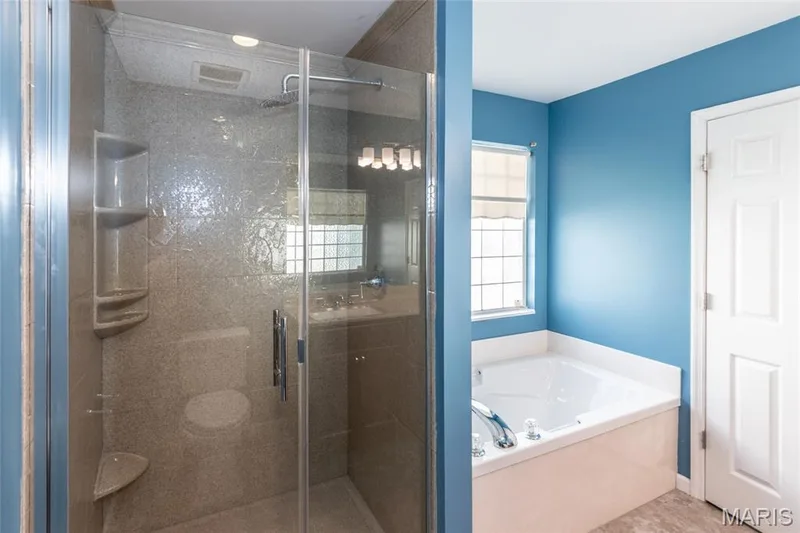 619 Green Tree Meadows Drive, Lake St. Louis, MO 63367 — listing photo 15 of 30