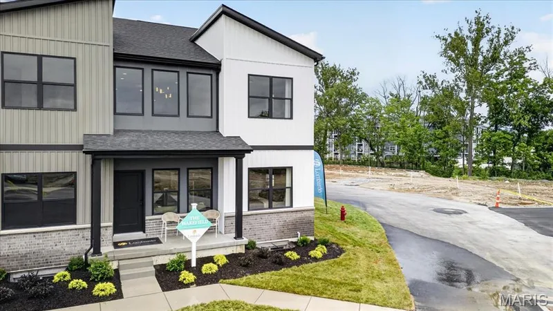 Pictures are for example only.  Some features shown may be optional upgrades. — TBB Bristol @ Crooked Creek - Cottleville Trails, Cottleville, MO 63304
