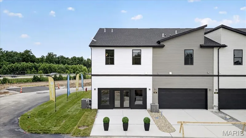 Pictures are for example only.  Some features shown may be optional upgrades. — TBB Bristol @ Crooked Creek - Cottleville Trails, Cottleville, MO 63304