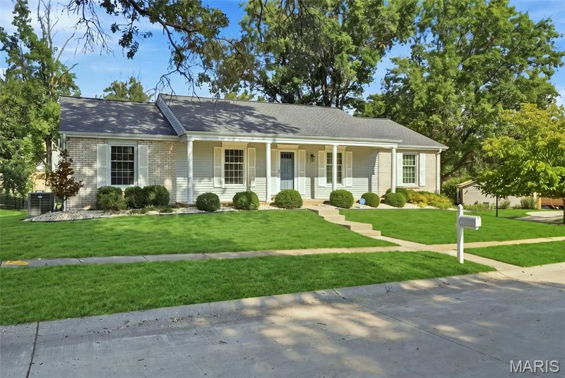 front of house — 15645 Dresden Lake Court, Chesterfield, MO 63017