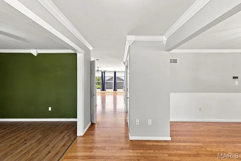 302 America Street, Wentzville, MO 63385 — listing photo 3 of 46