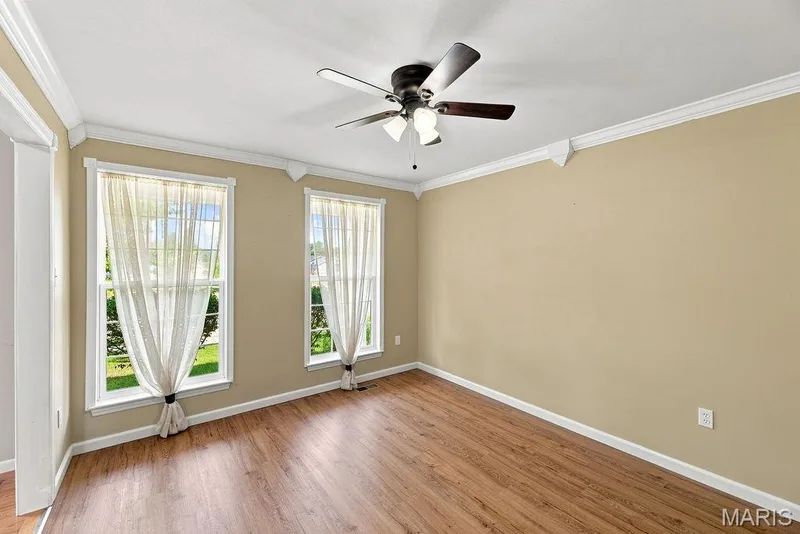 302 America Street, Wentzville, MO 63385 — listing photo 5 of 46