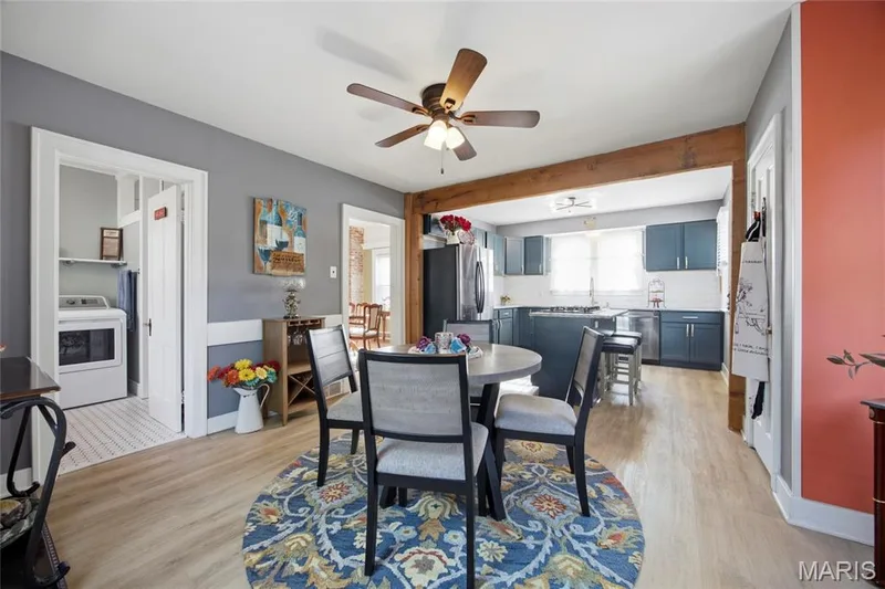 717 Clark Street, St Charles, MO 63301 — listing photo 8 of 38