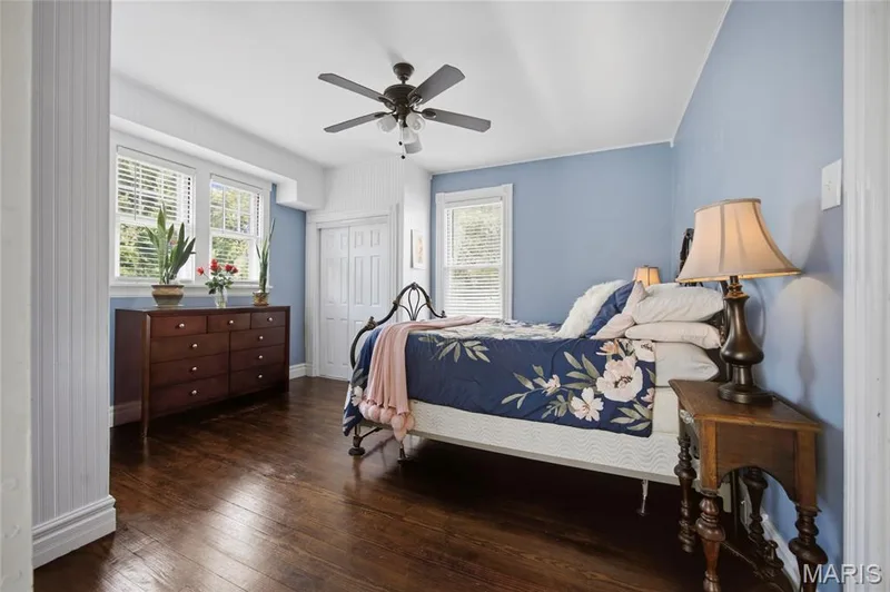 717 Clark Street, St Charles, MO 63301 — listing photo 18 of 38