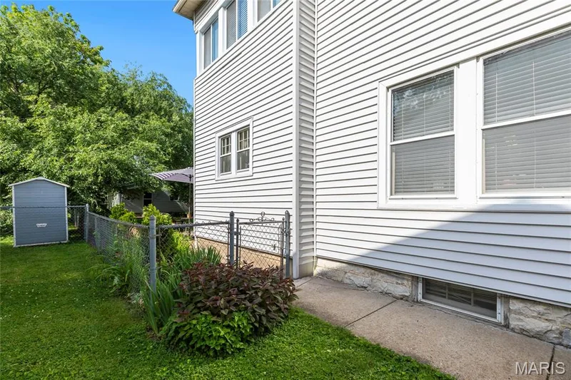 717 Clark Street, St Charles, MO 63301 — listing photo 35 of 38