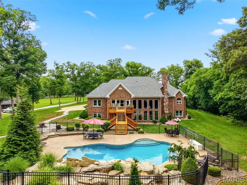 4325 Hueffmeier Road, Defiance, MO 63341 — listing photo 3 of 99