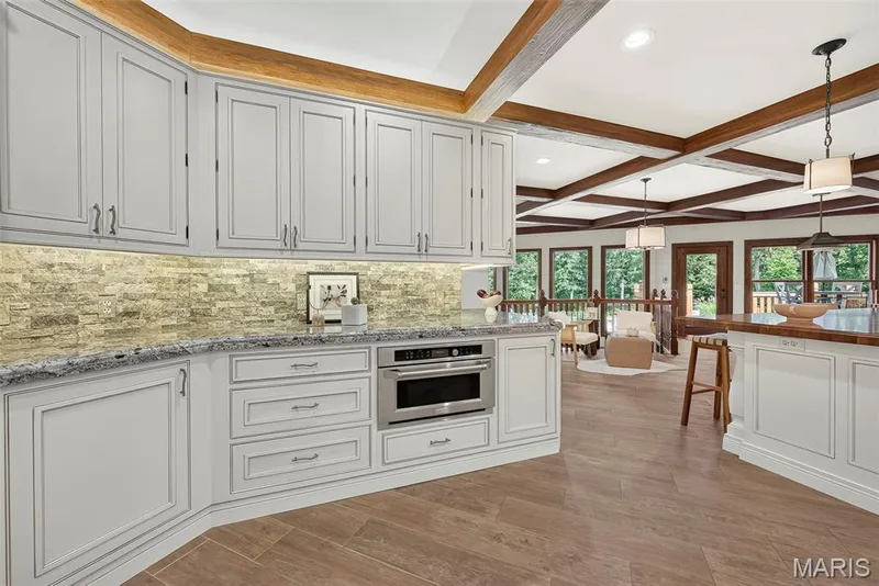 4325 Hueffmeier Road, Defiance, MO 63341 — listing photo 12 of 99