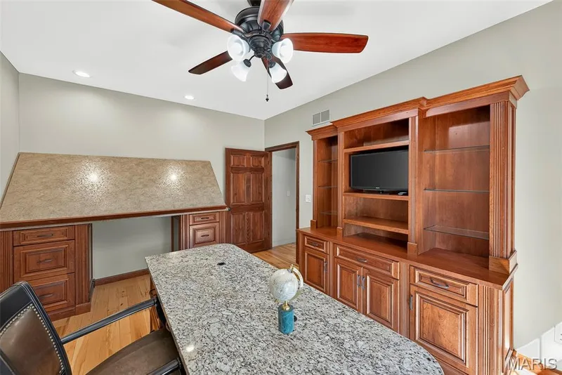 4325 Hueffmeier Road, Defiance, MO 63341 — listing photo 31 of 99