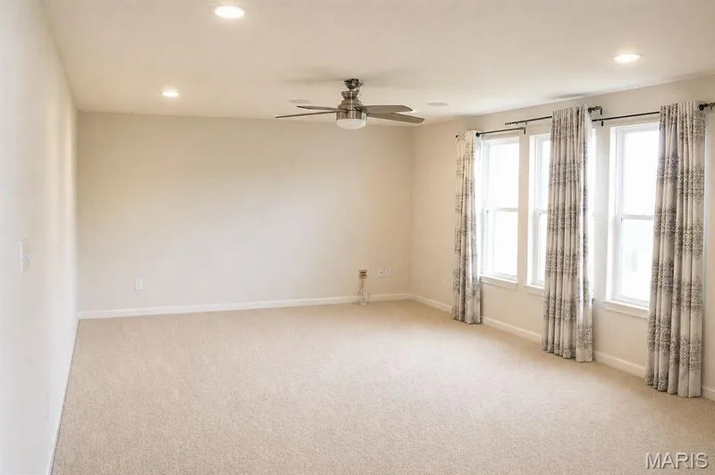 3336 Grace Hill Drive, Lake St. Louis, MO 63367 — listing photo 6 of 35
