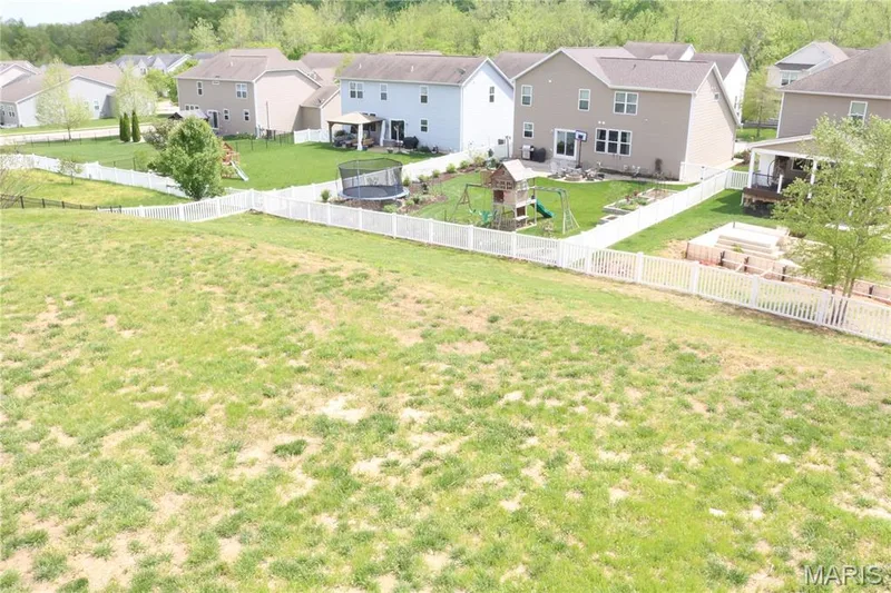 3336 Grace Hill Drive, Lake St. Louis, MO 63367 — listing photo 33 of 35