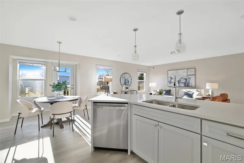 2 Burlington at Rosewood Grove, Lake St. Louis, MO 63367 — listing photo 15 of 33