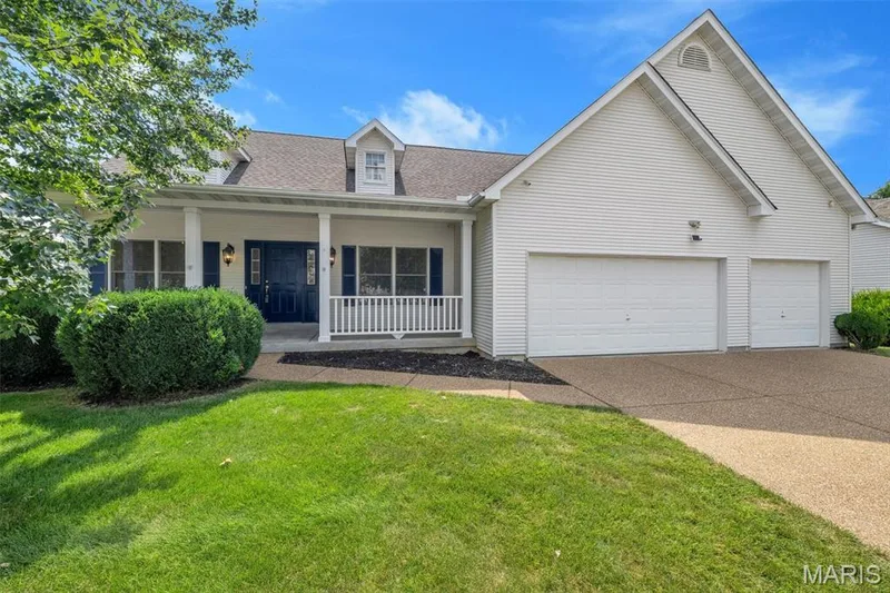 195 England Drive, O'Fallon, MO — listing photo 1