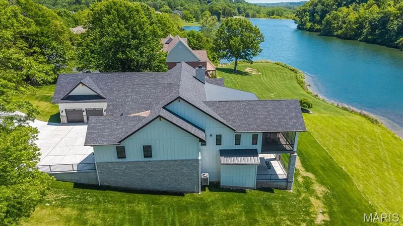 4444 Augusta Shores Drive, Augusta, MO 63332 — listing photo 10 of 74
