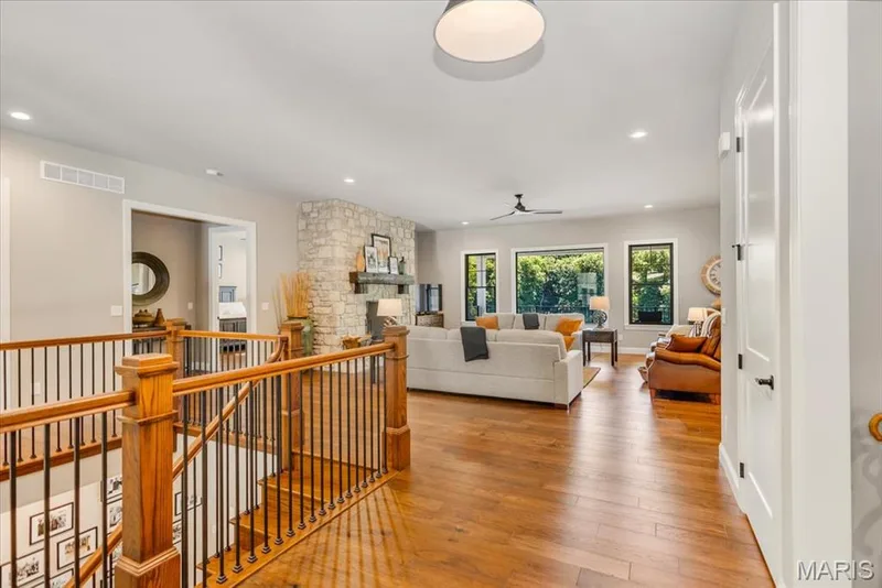 The entry welcomes you into the open Great Room with 10' ceilings throughout — 4444 Augusta Shores Drive, Augusta, MO 63332