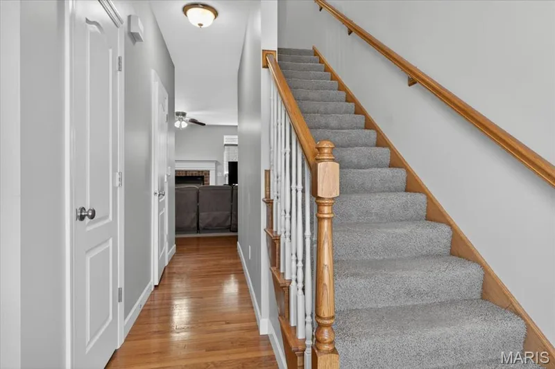 14 Loris Lane, St Charles, MO 63303 — listing photo 4 of 35