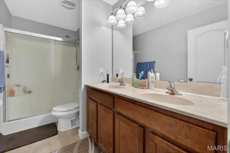 14 Loris Lane, St Charles, MO 63303 — listing photo 21 of 35