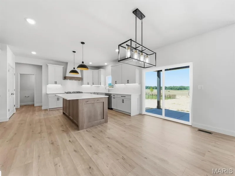 133 Stone Canyon Boulevard, Foristell, MO 63348 — listing photo 10 of 42