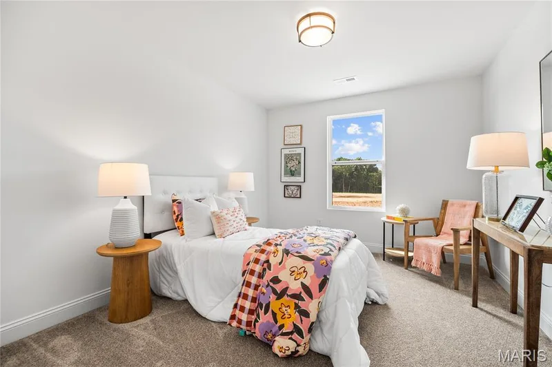 Example photos. Some features shown are optional upgrades. See onsite sales manager for more details. — 175 Sesame Loop, St Peters, MO 63303