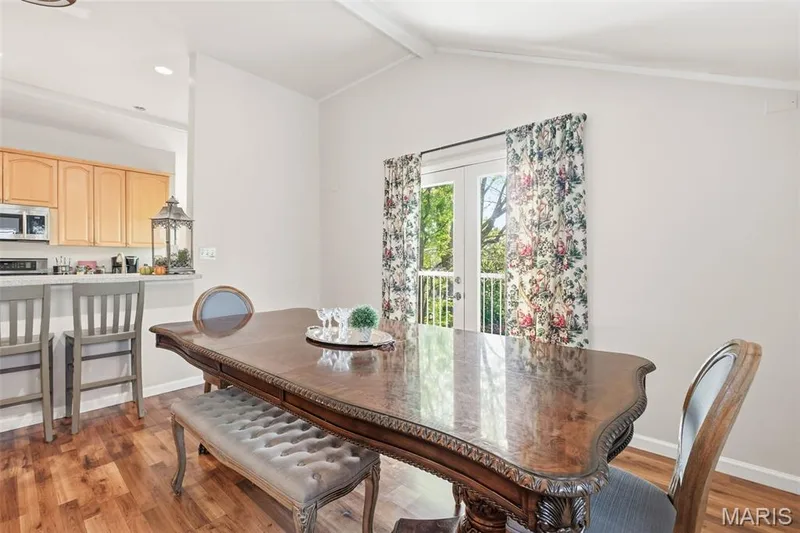 522 S 2nd Street, St Charles, MO 63301 — listing photo 14 of 81