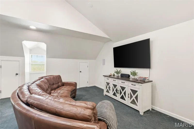 522 S 2nd Street, St Charles, MO 63301 — listing photo 25 of 81