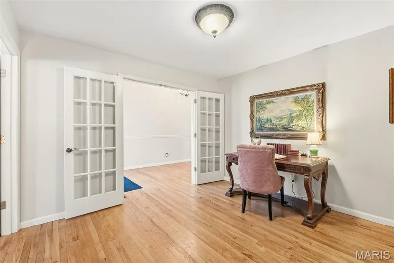 522 S 2nd Street, St Charles, MO 63301 — listing photo 30 of 81