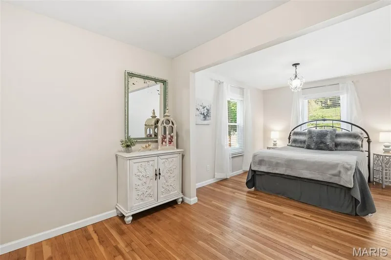 522 S 2nd Street, St Charles, MO 63301 — listing photo 35 of 81