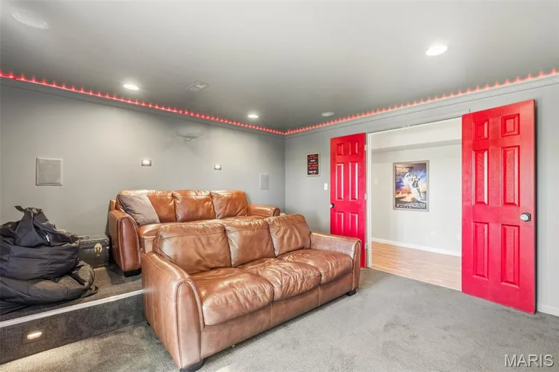 522 S 2nd Street, St Charles, MO 63301 — listing photo 56 of 81
