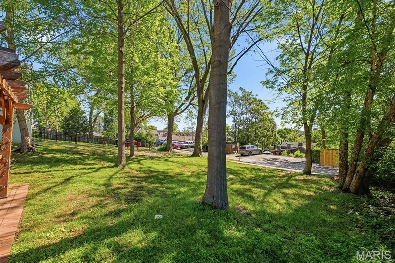 522 S 2nd Street, St Charles, MO 63301 — listing photo 66 of 81