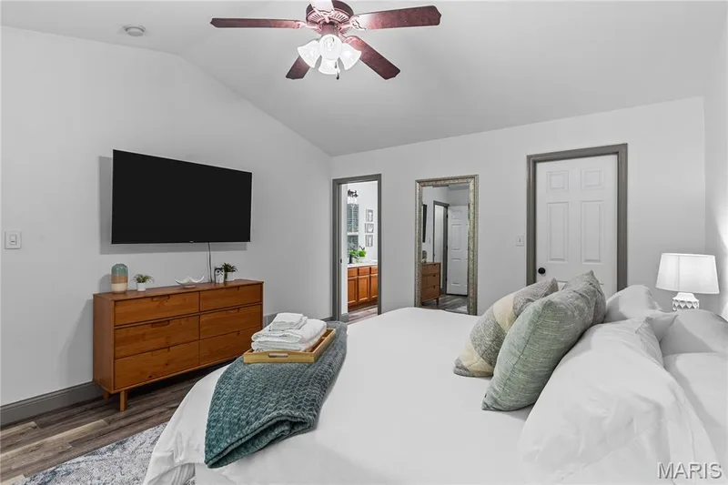 526 Springhurst Parkway, O'Fallon, MO 63368 — listing photo 15 of 30