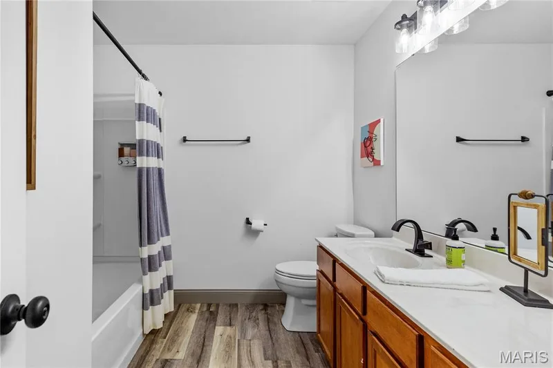 526 Springhurst Parkway, O'Fallon, MO 63368 — listing photo 21 of 30
