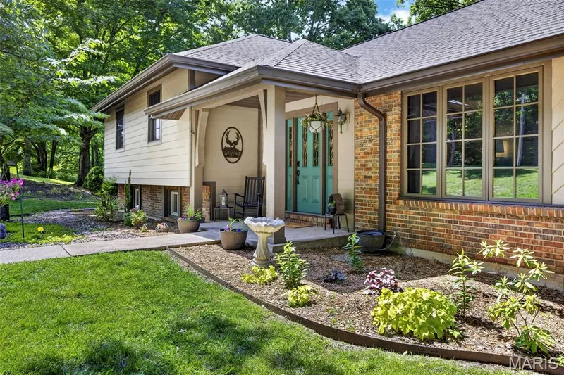 800 Matson Hill Road, Defiance, MO 63341 — listing photo 3 of 53