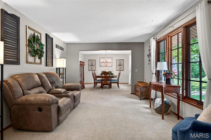 800 Matson Hill Road, Defiance, MO 63341 — listing photo 6 of 53