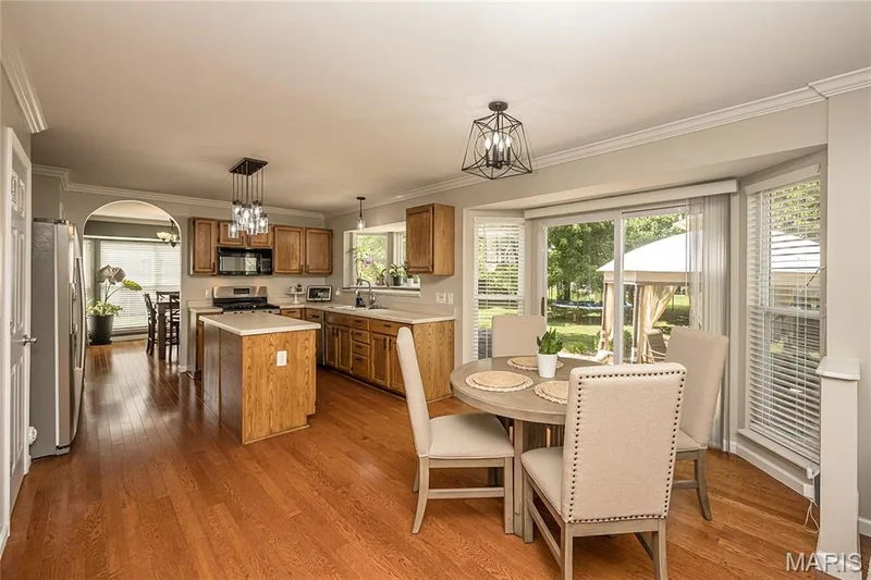 7313 Cinnamon Teal Drive, O'Fallon, MO 63368 — listing photo 12 of 55