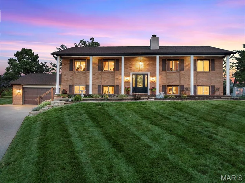 16 La Rochelle Court, Lake St. Louis, MO — listing photo 1