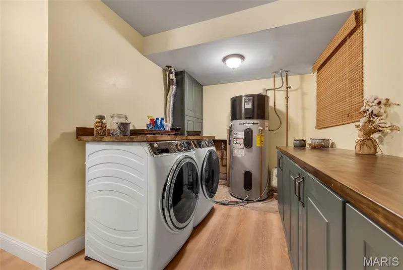 Laundry Room — 16 La Rochelle Court, Lake St. Louis, MO 63367