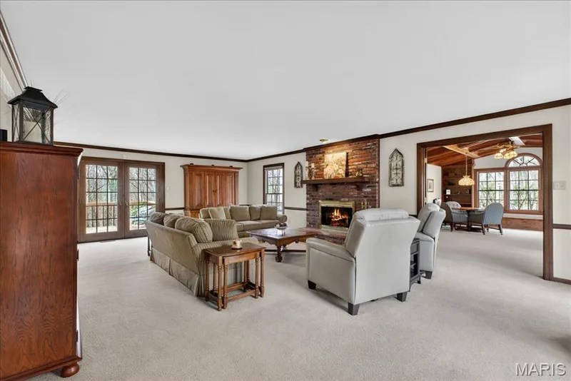18024 Cider Mill Drive, Wildwood, MO 63038 — listing photo 5 of 44