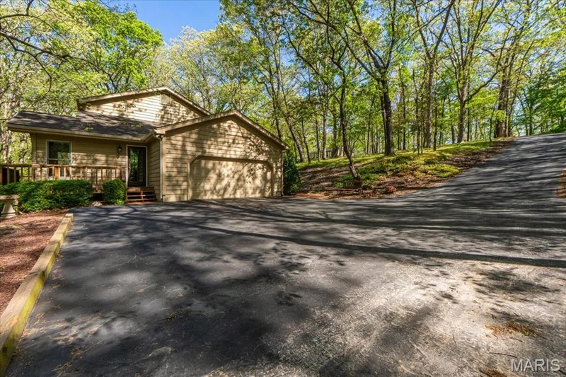 18024 Cider Mill Drive, Wildwood, MO 63038 — listing photo 38 of 44