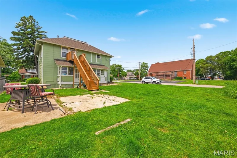 502 S Linn Avenue, Wentzville, MO 63385 — listing photo 33 of 50
