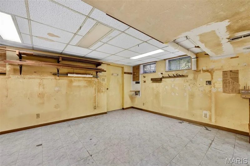 908 Devonshire Lane, St Charles, MO 63301 — listing photo 38 of 46