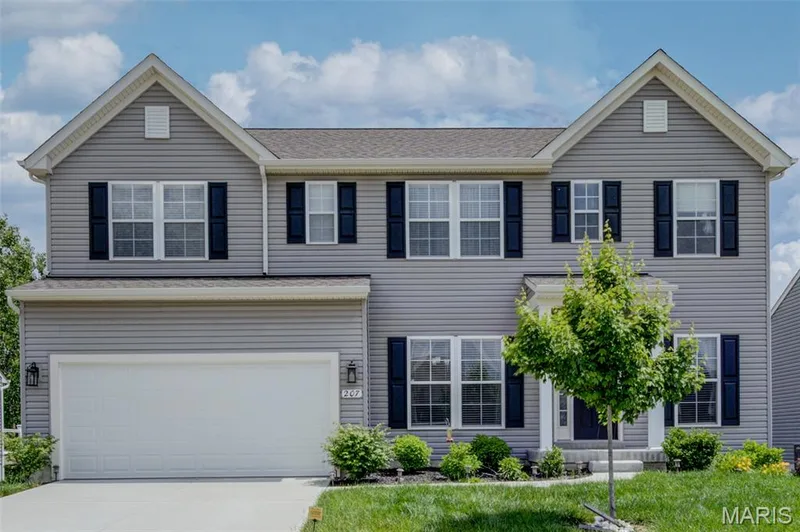 207 Barrington Ridge Lane, Wentzville, MO 63385 — listing photo 3 of 41