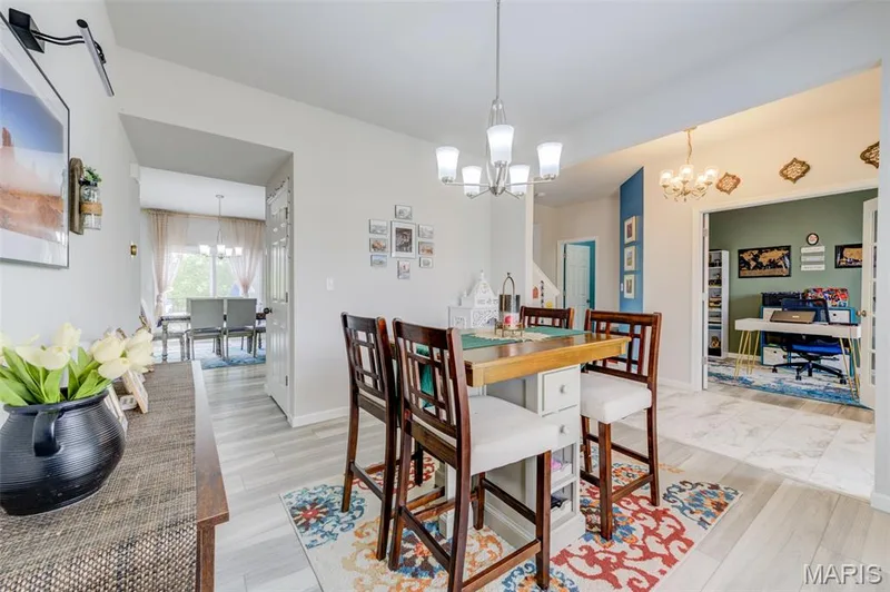 207 Barrington Ridge Lane, Wentzville, MO 63385 — listing photo 10 of 41