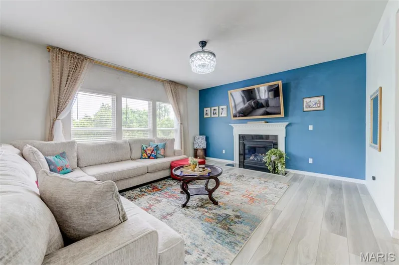 207 Barrington Ridge Lane, Wentzville, MO 63385 — listing photo 12 of 41