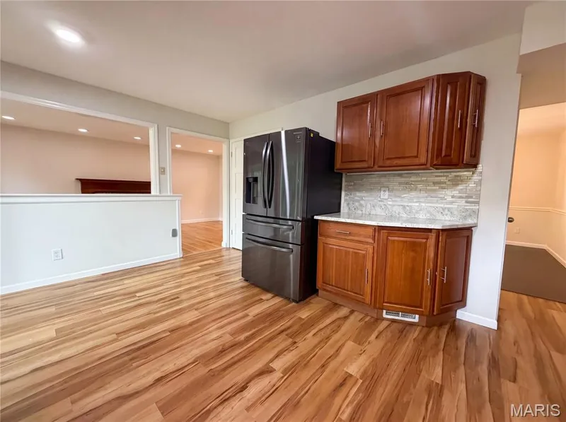 207 Renaldo Drive, Chesterfield, MO 63017 — listing photo 18 of 24