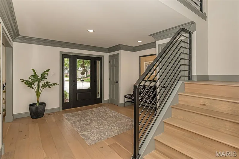 14426 Open Meadow Court W, Chesterfield, MO 63017 — listing photo 4 of 50