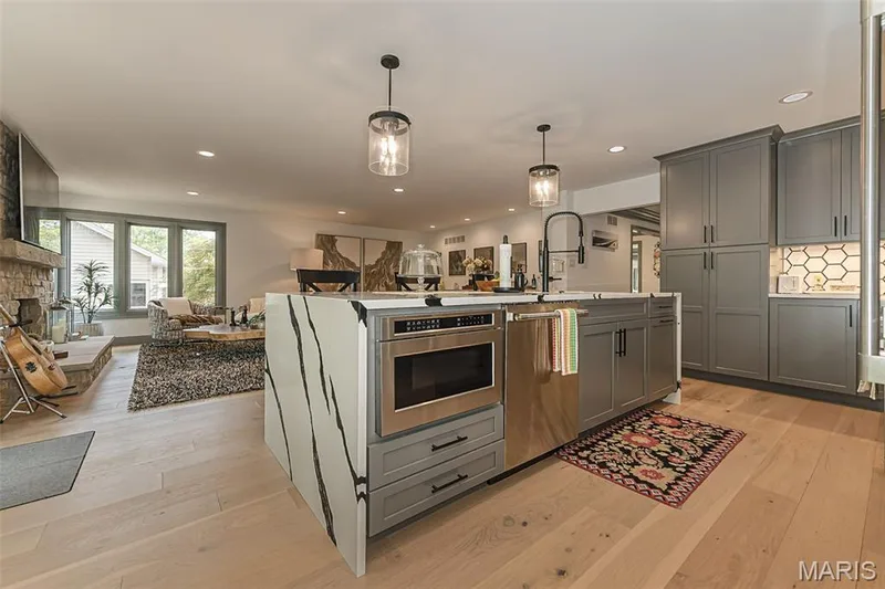 14426 Open Meadow Court W, Chesterfield, MO 63017 — listing photo 19 of 50