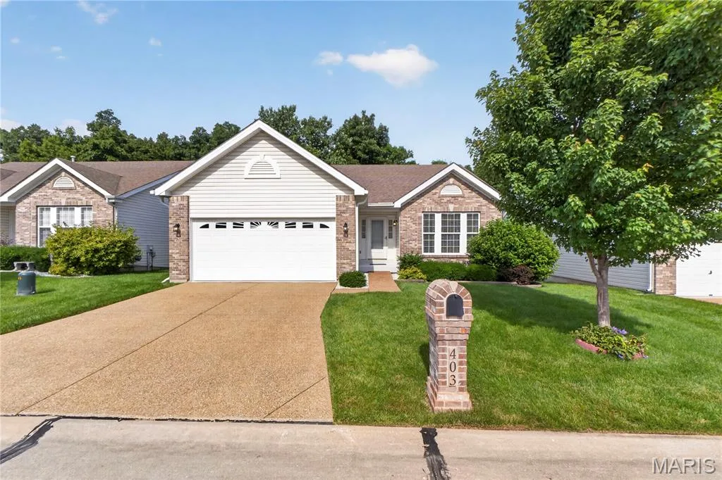 403 Newport Drive, St Peters, MO 63376 — listing photo 1 of 34